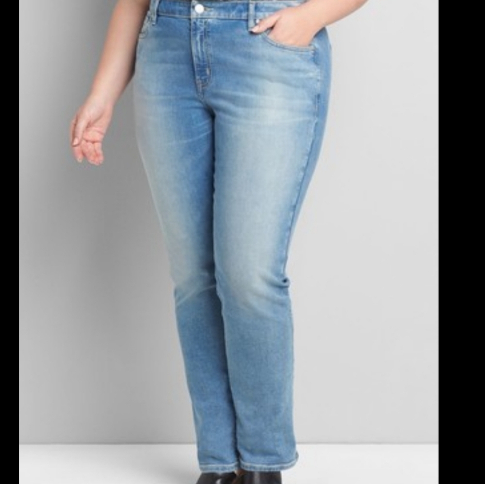 Lane Bryant Plus Size Casual Distressed Signature Straight Fit Jeans NWT Size 28